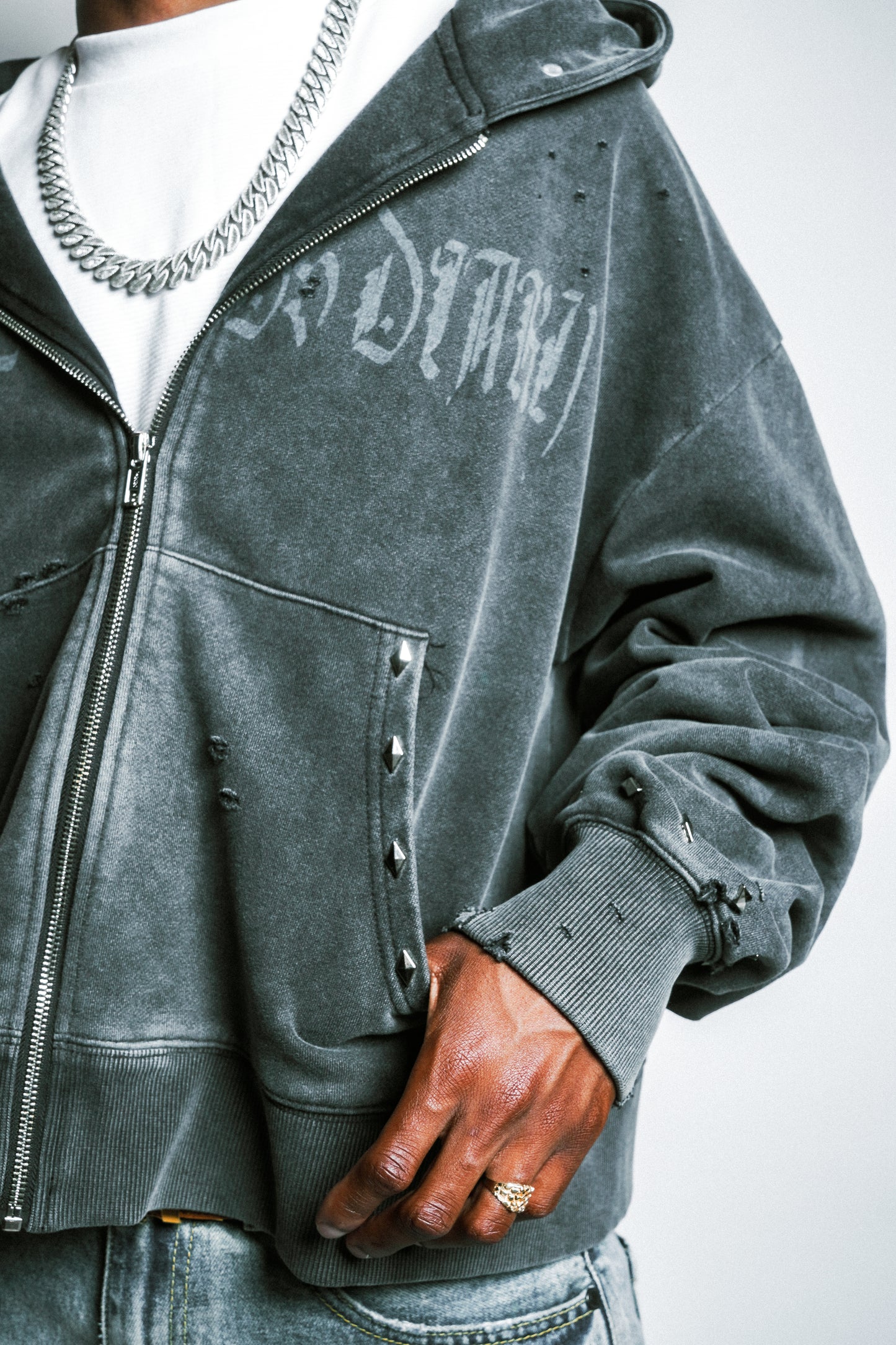 (WORLD AT WAR) ZIP UP HOODIE