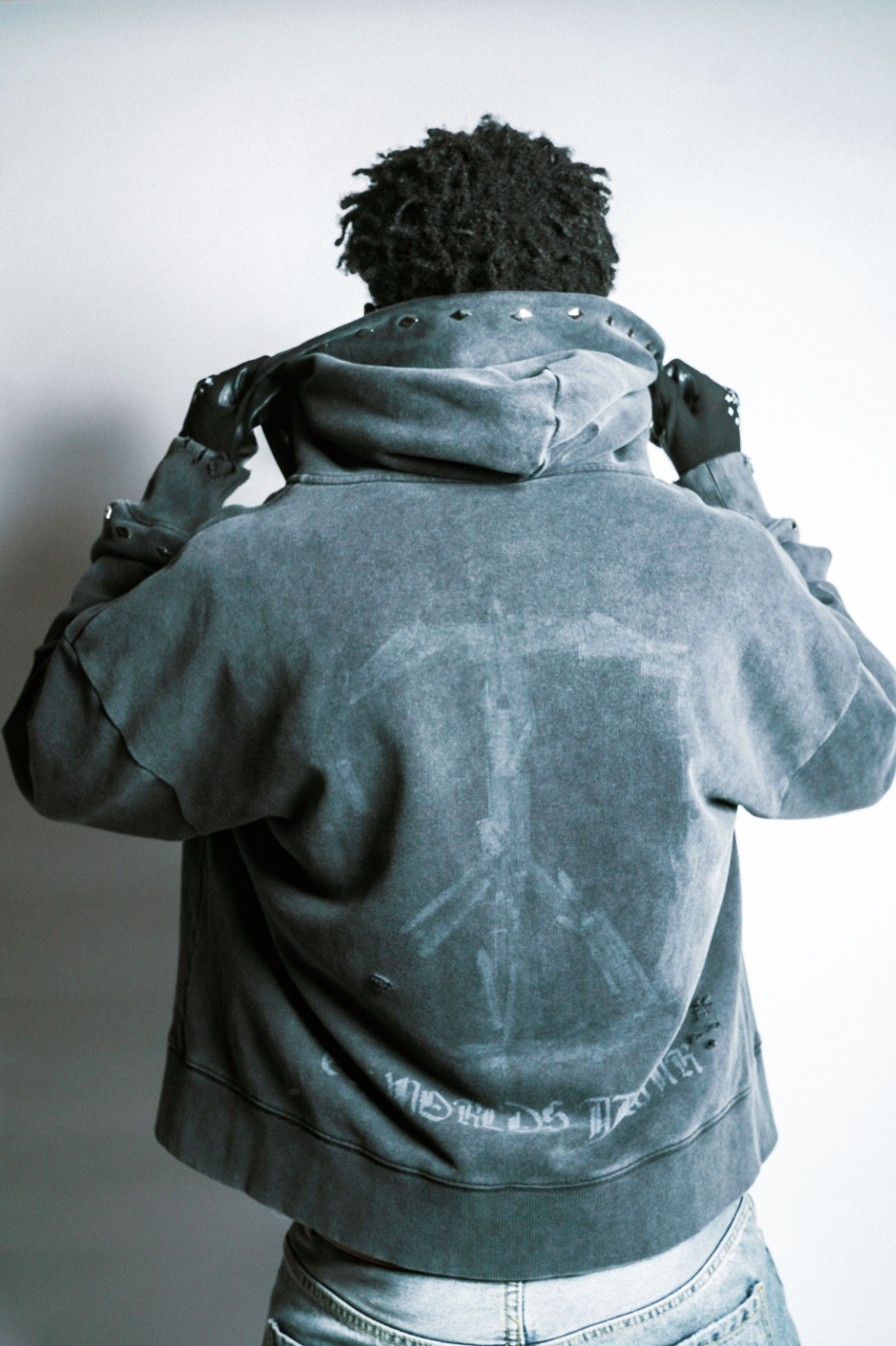 (WORLD AT WAR) ZIP UP HOODIE